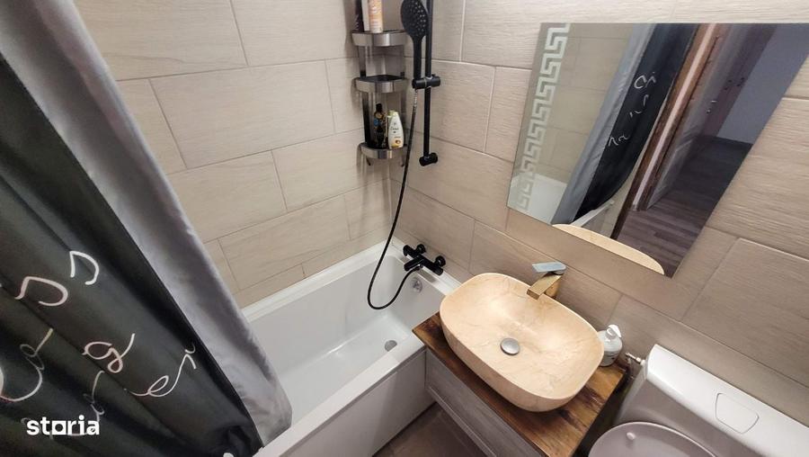 Apartament cu 3 camere decomandat în Brâncoveanu