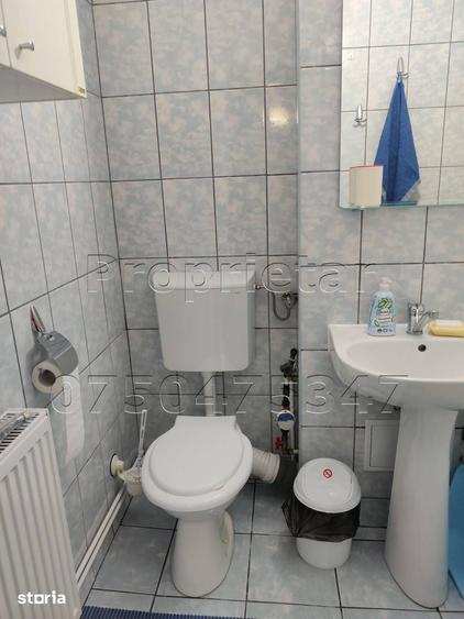 Apartament cu 3 camere decomandat în Drumul Taberei