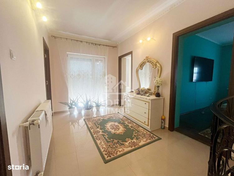 Casa cu 2 locuin?e, teren intravilan 7062 mp Cetariu, Bihor - 3