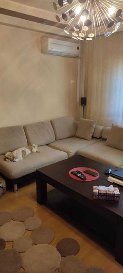 Particular: Vand apartament 3 camere, etaj 1 - zona Colentina, str. Radovanu 145.000 eur - 1