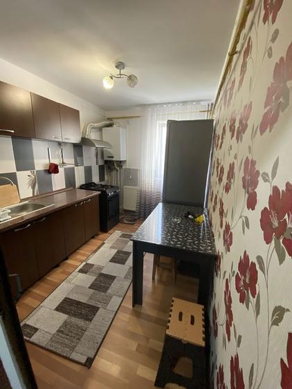 Garsoniera Pitesti Etajul 1 Cu Centrala pret 53000 - 3