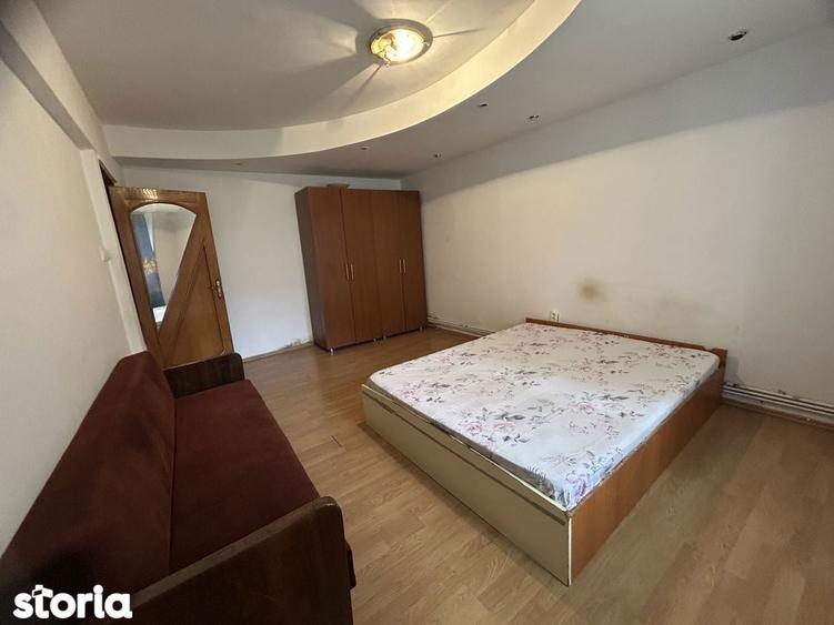Apartament cu 3 camere confort 1 decomandat in Prundu - 3