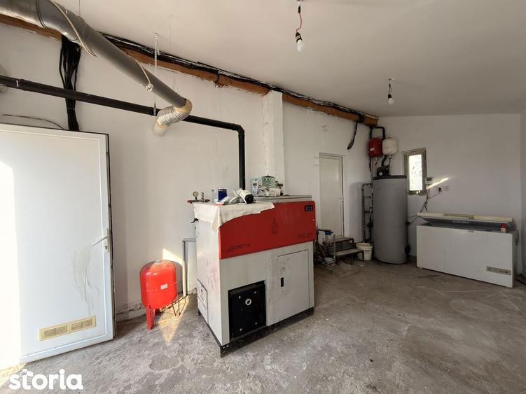 Casa de vanzare, 4 camere, 162 mp Buturugeni - 2