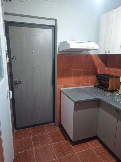 Garsonieră decomandată în Hermeziu