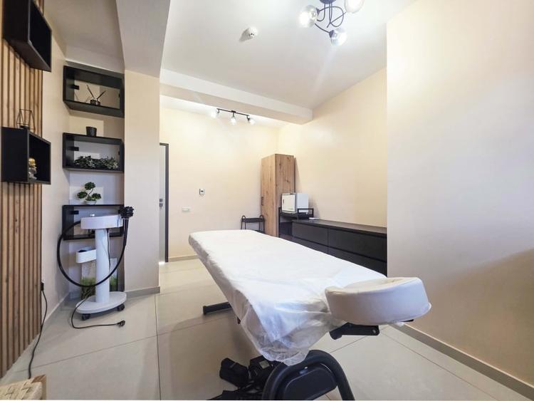 Cumpana, Spatii de inchiriat pentru diverse activitati, Bazin de inot apa sarata - 11