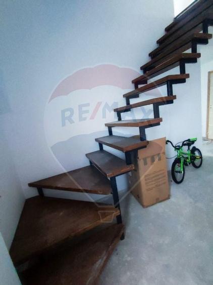 Apartament 3camere/mansarda duplex pe 2 nivele,comision 0% - 2