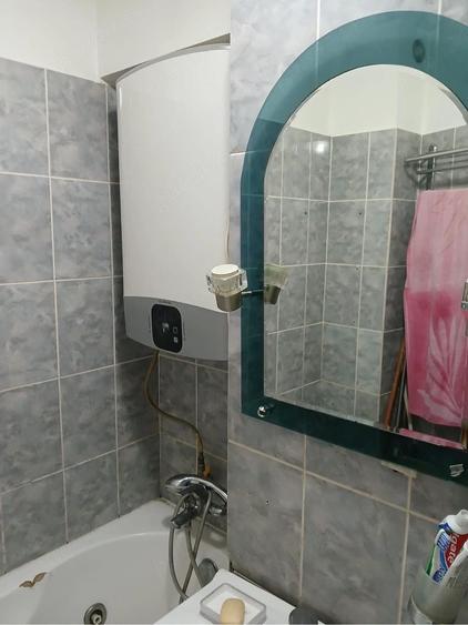 ofer spre vanzare garsoniera zona Crisan, etaj 3 - 9
