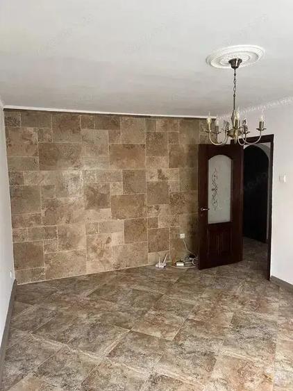 Faleza Nord 3 camere decomandate, etajul 1. - 20