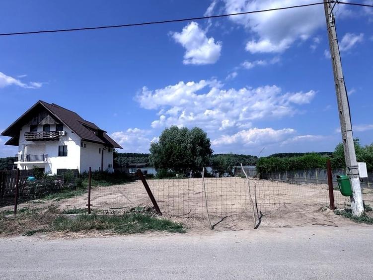 Teren intravilan de 1000 mp, în Băltenii de Sus