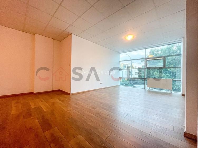 Sediu, locuinta sau investitie - confort sporit la etaj intermediar + parcare