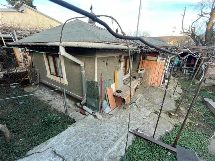 Teren 4 minute de metrou Dimitrie Leonida comision 0% - 3