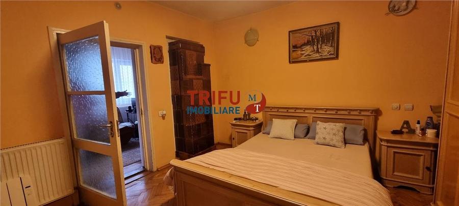 Casa de vanzare in Partos pretabila pt 2 familii - 10