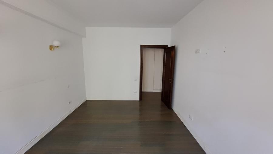 APARTAMENT 3 CAMERE - 35