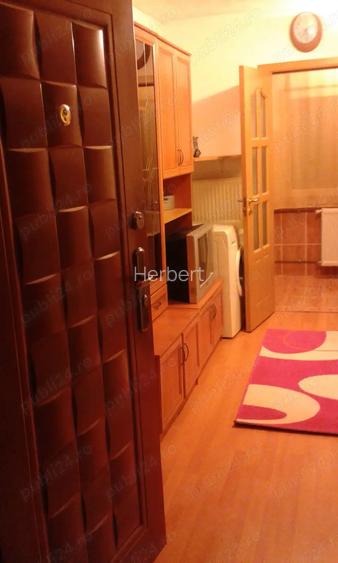 De inchiriat garsoniera 18mp. zona SOARELUI - DISPONIBILA DIN AUGUST De inchiriat garsoniera 18mp. zona SOARELUI - DISPONIBILA DIN AUGUST