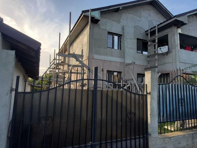 CASA  VALU LUI TRAIAN PRETABILA 2 FAMILII - 2