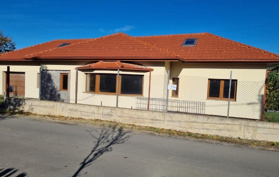 Vilă 3 camere, BIHOR, ORADEA - 1