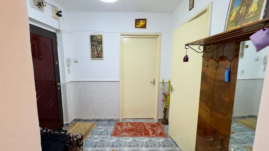 Vanzare apartament 2 camere Militari Apusului ! - 9