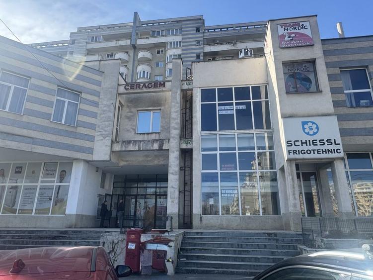 Dau in chirie spatiu comercial 50 MP Marasti sens giratoriu - 3