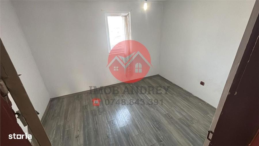 Casa de vanzare in centrul orasului, zona Piata Noua - 7