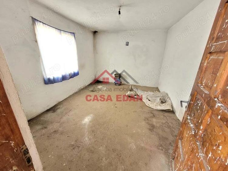 Casa si hala in Baicoi--78.500e - 12