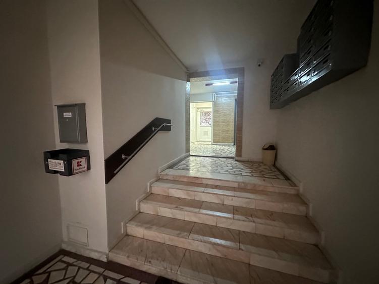 Vanzare - 4 camere - Parter  - Imobil 2000 - Ultracentral - 8