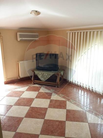 Cladire birouri /Sediu firma de vanzare - Piata Centrala Galati - 13