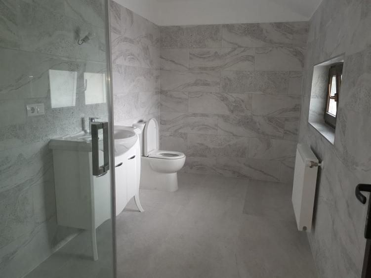 Casa noua P+E+M la cheie zona ultracentrala - 9