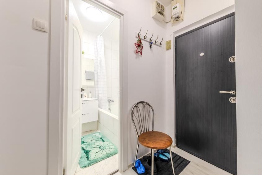 La Prima Închirie Renovată Mobilată Utilat Nou  38 mp Bucătărie 9 mp Metrou 650m - 2