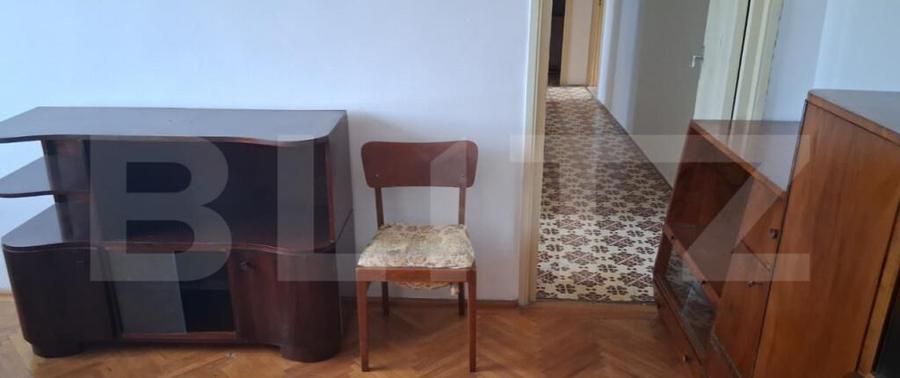 Vanzare urgenta - Apartament cu 4 camere, 76 mp, zona Centra - 3