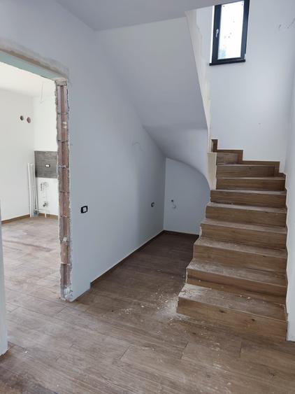 FARA COMISIOANE CASA TOP 5 camere P+1+ M 3 bai incalzire pardoseala LA CHEIE - 11