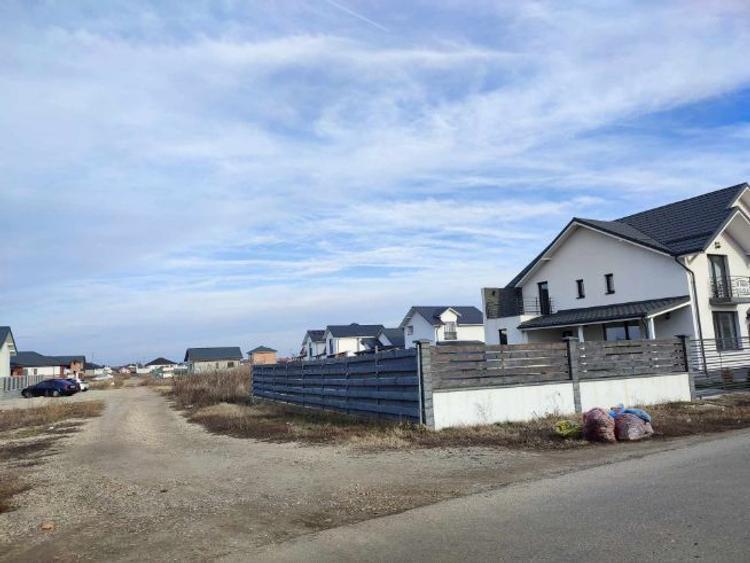 Teren de vanzare 12.070 mp - 6