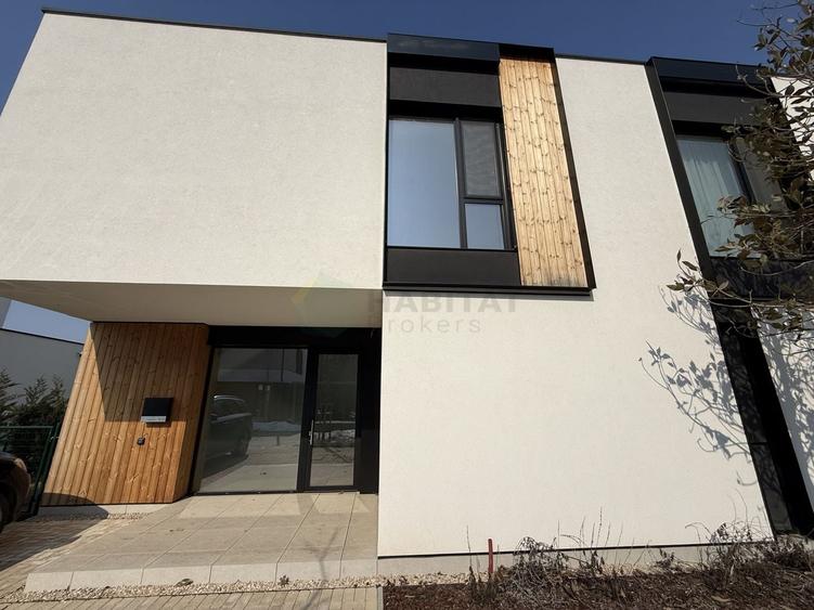 Vila tip duplex in Amber Forest, langa padure - 1