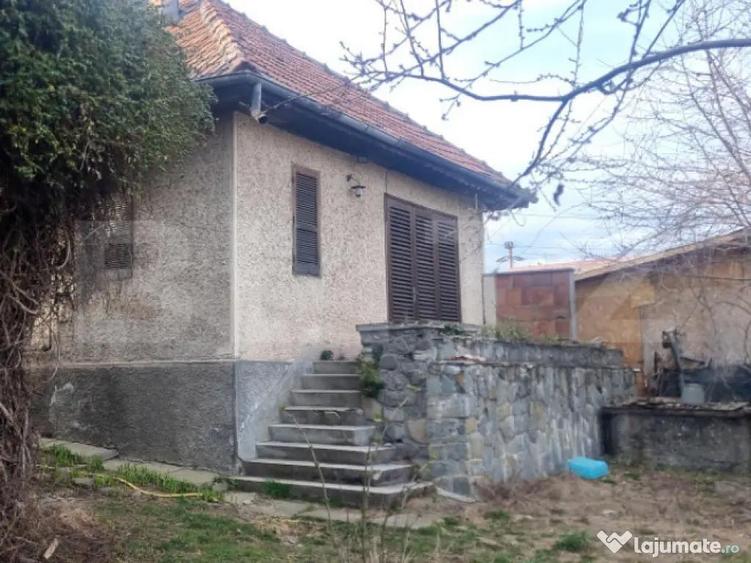 2 CORPURI DE CASA SI 2800 MP TEREN IN BREAZA Prahova - 7