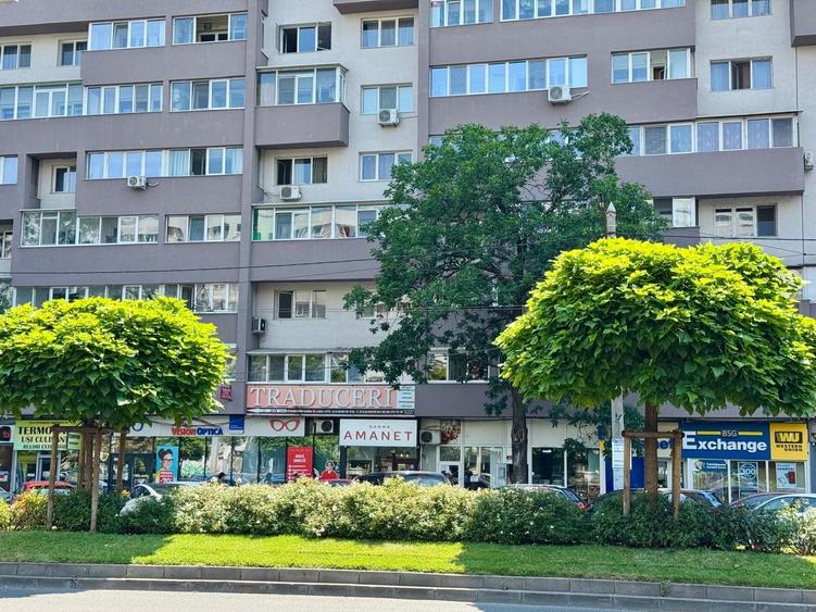 Spațiu comercial spre inchiriere 50 mp – Vad excelent – 2.000 € / lună - 1