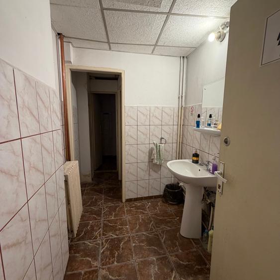 spatiu in cladire de birouri / zona Universitate / 2 camere - 55mp / - 5