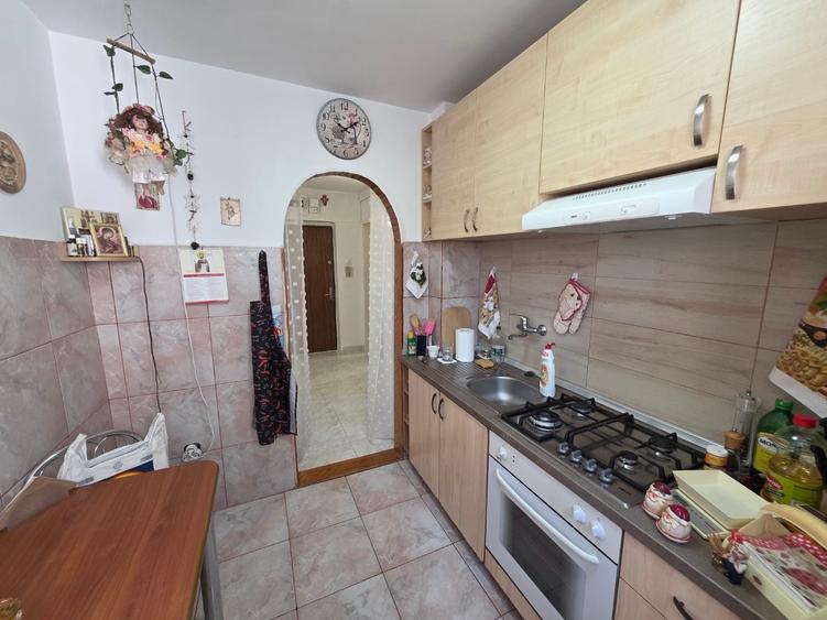 Titan, chiar la metrou Nicolae Grigorescu, 5 minute parc IOR bloc tip H, - 4