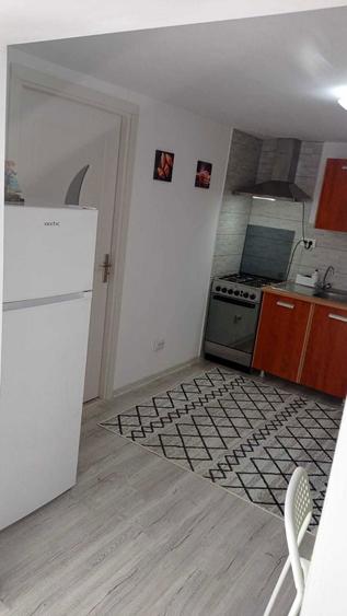 Casa de inchiriat! - 6