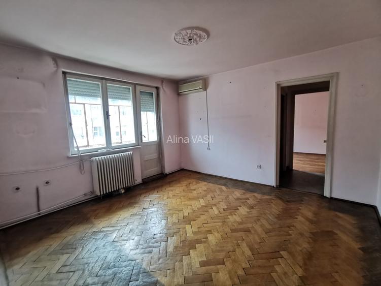 Apartament 2 camere CENTRAL-Louis Turcanu
