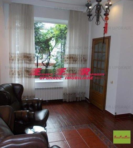 Vilă cocheta de vanzare ?n zona Sala Palatului - 2