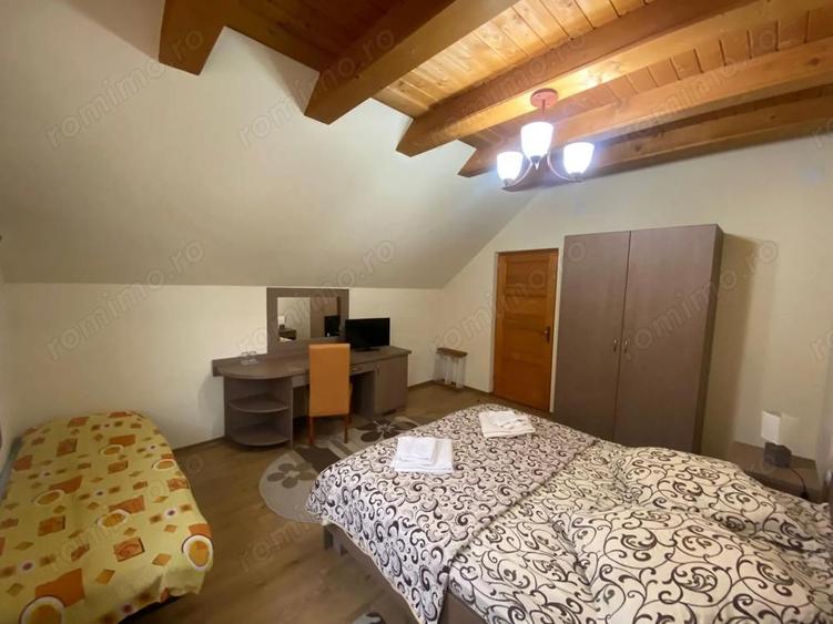 Vila/Pensiune + Casa, Teren 50 arii, Sovata - 9