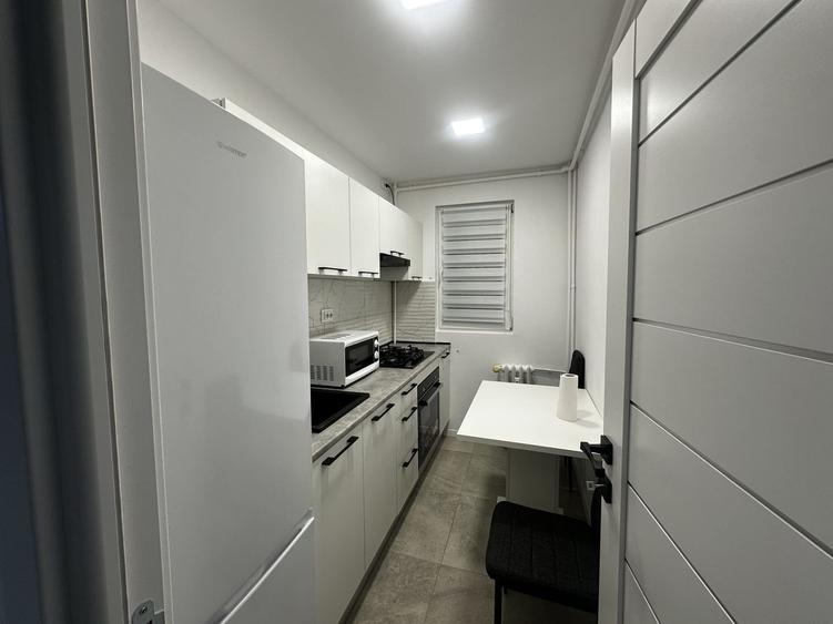 Apartament 2 camere, pet friendly, renovat, totul nou, parter, aproape metrou - 1