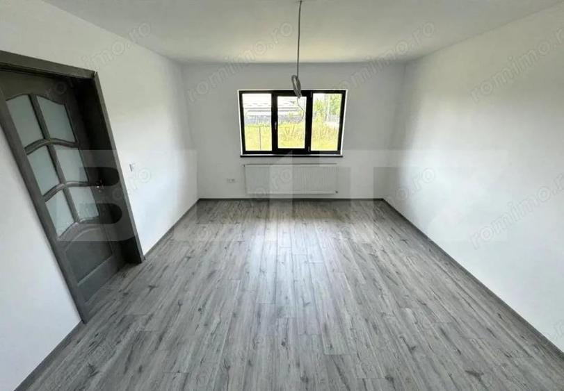 Casa de 4 camere, plan parter, 450 mp teren, Holboca - 2