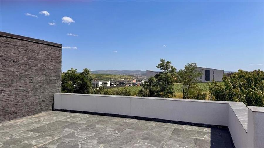 Vila tip duplex de vanzare in Rediu, design mediteranean, panorama catre Dealul - 28