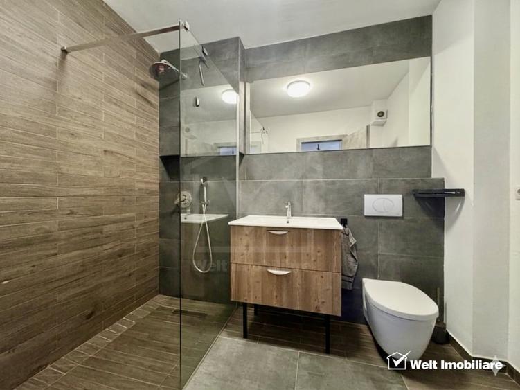 Apartament cu 2 camere semidecomandat, mobilat în Sopor