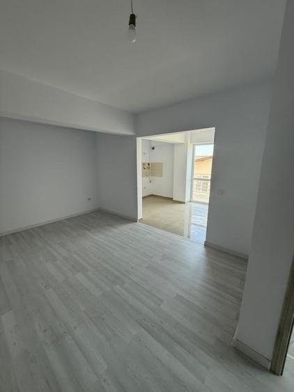 2 camere -bloc nou - intabulat - 53 mp- parcare- 89000 euro - 8