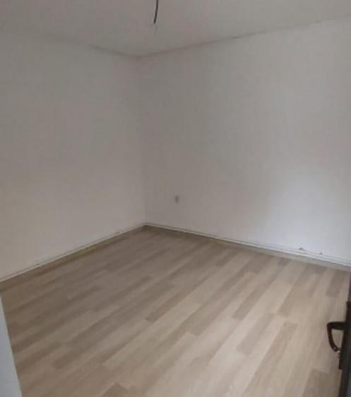 Casa 5 camere situata in zona MEDEEA - 3