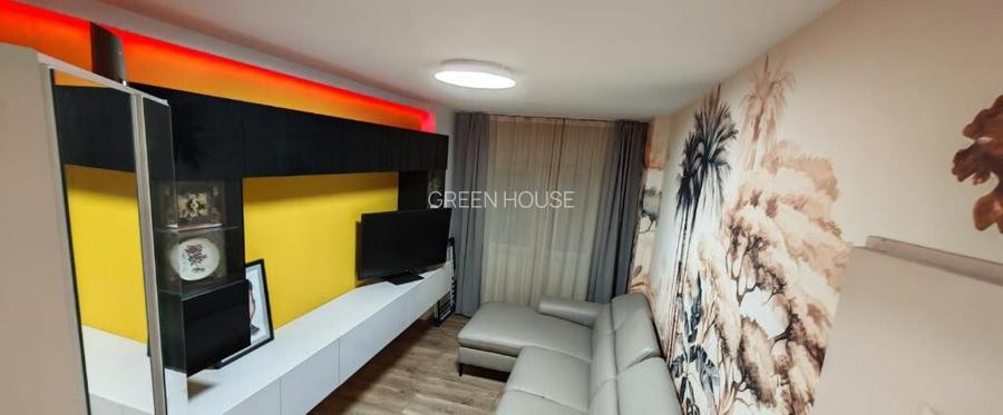 Apartament cu 3 camere, de lux
