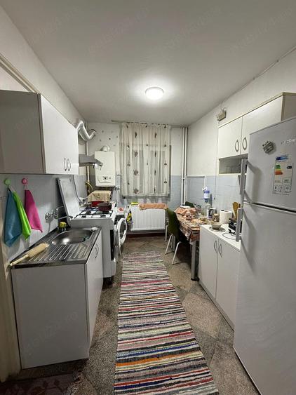 Apartament 2 camere, cf.1 circular, Zona Nord Castor, Ploie?ti - 9