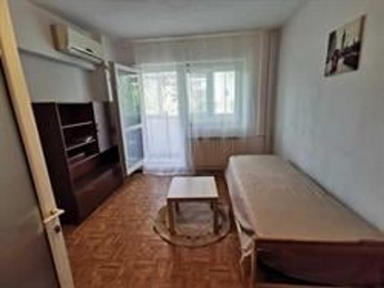 Apartament 2 camere de vanzare in Titan 1 Decembrie metrou - 2