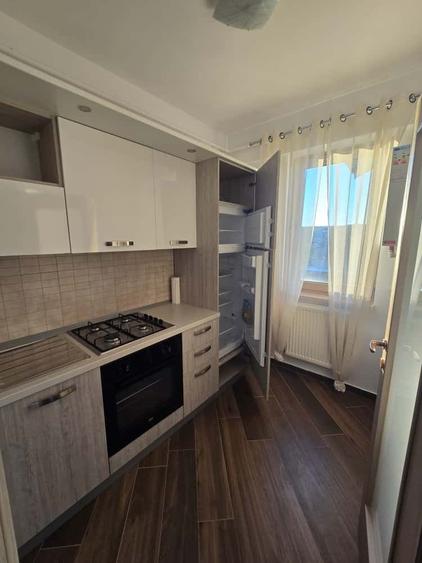 Apartament cu 3 camere si 2 bai pe 2 niveluri - 10